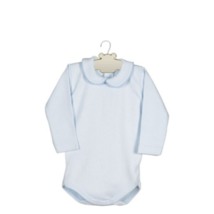 Body de bebé niña con cuello volante y manga larga.