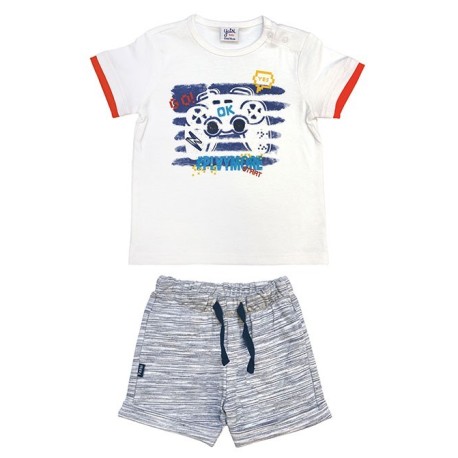 Conjunto corto Playmore con camiseta de manga corta y pantalón corto, de Yatsi.
