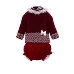 Conjunto largo 2 piezas bebé niña, color granate con detalles en blanco.