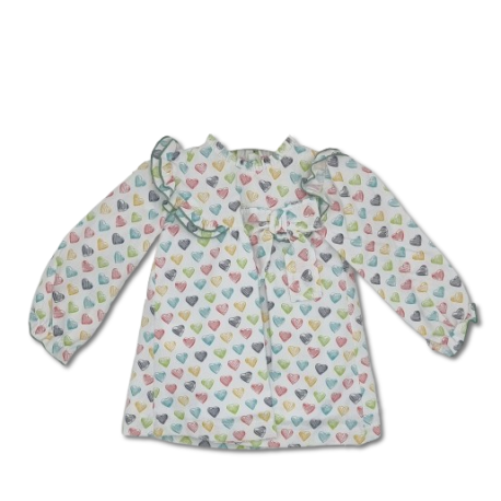 Vestido manga larga bebé con estampado de corazones y cubrepañal a juego.
