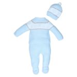 Conjunto 3 piezas bebé punto, suéter azul con detalles blancos, pantalones y gorrito azul, marca Tony Bambino.