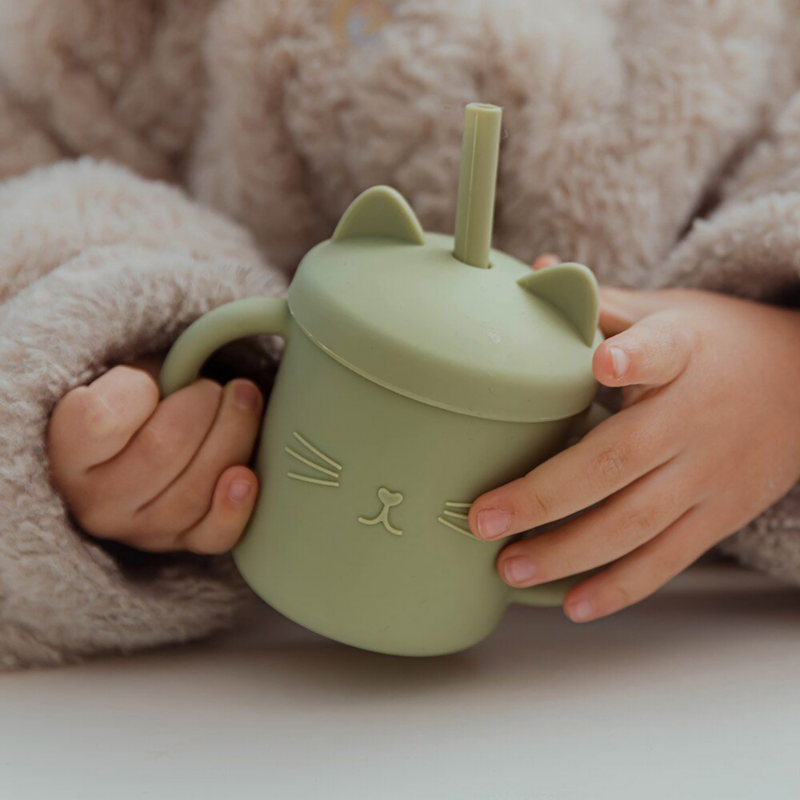 Tazas y vasos de aprendizaje